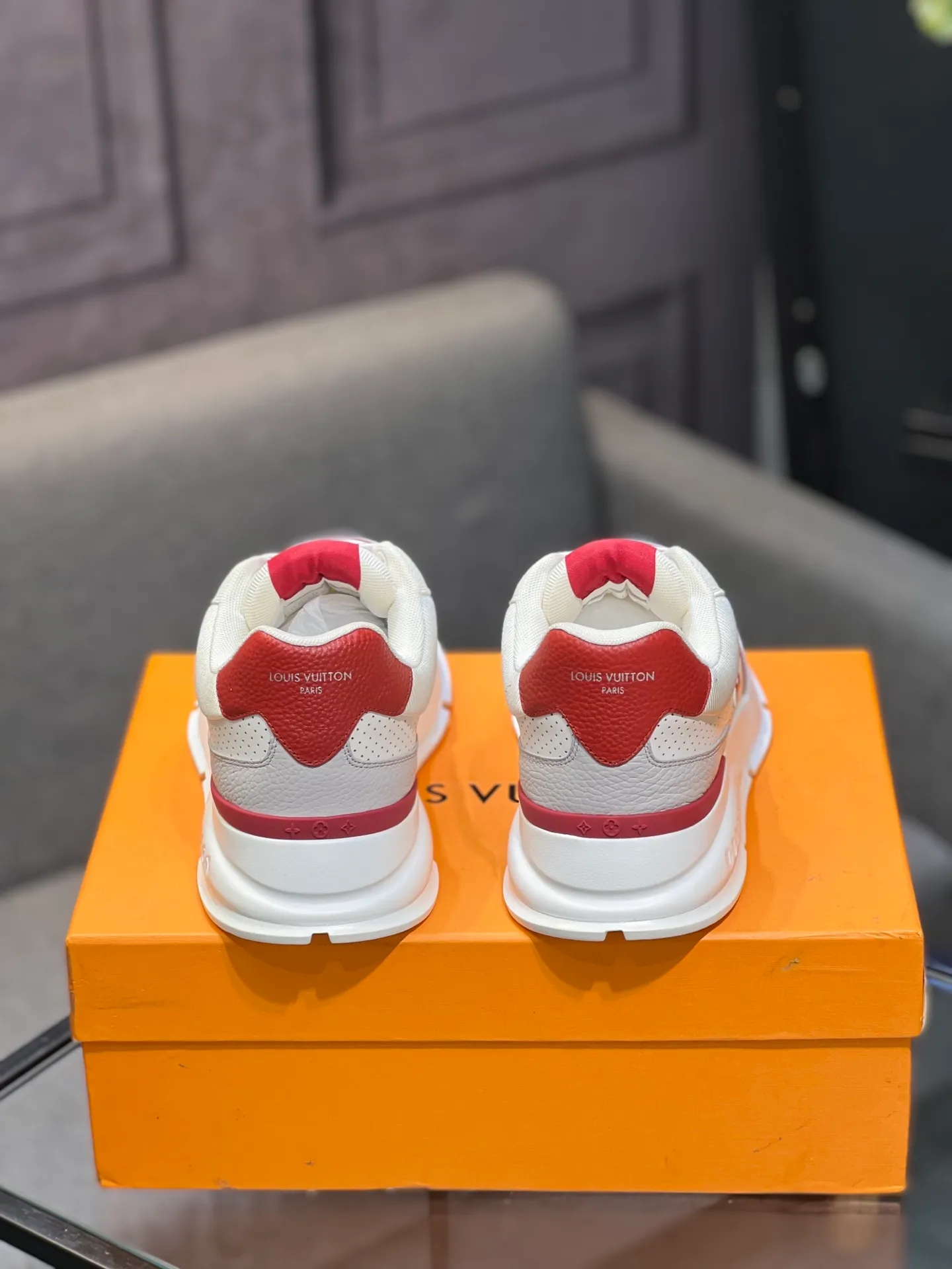 Men's shoes 💰640 LV | Louis Vuitton 2025𝐬𝐬 New spring and summer styles for couples, men's styles come out first. The counter features the latest casual shoes. Hard goods are new🆕 ❥Purchase level! Full of high-end feel! A popular model among bloggers at home and abroad, it’s retro and fashionable and looks amazing on your feet! Wear a lot of happiness! Mainly recommended model on the official website★ ▪️Upper: Original custom-made imported calfskin fabric ▪️Inner lining: breathable gauze imported from Italy ▪️Outsole: rubber foam ➕tpu high-end outsole ▪️Shoe size: 36-44 (customized for 45 and 46)